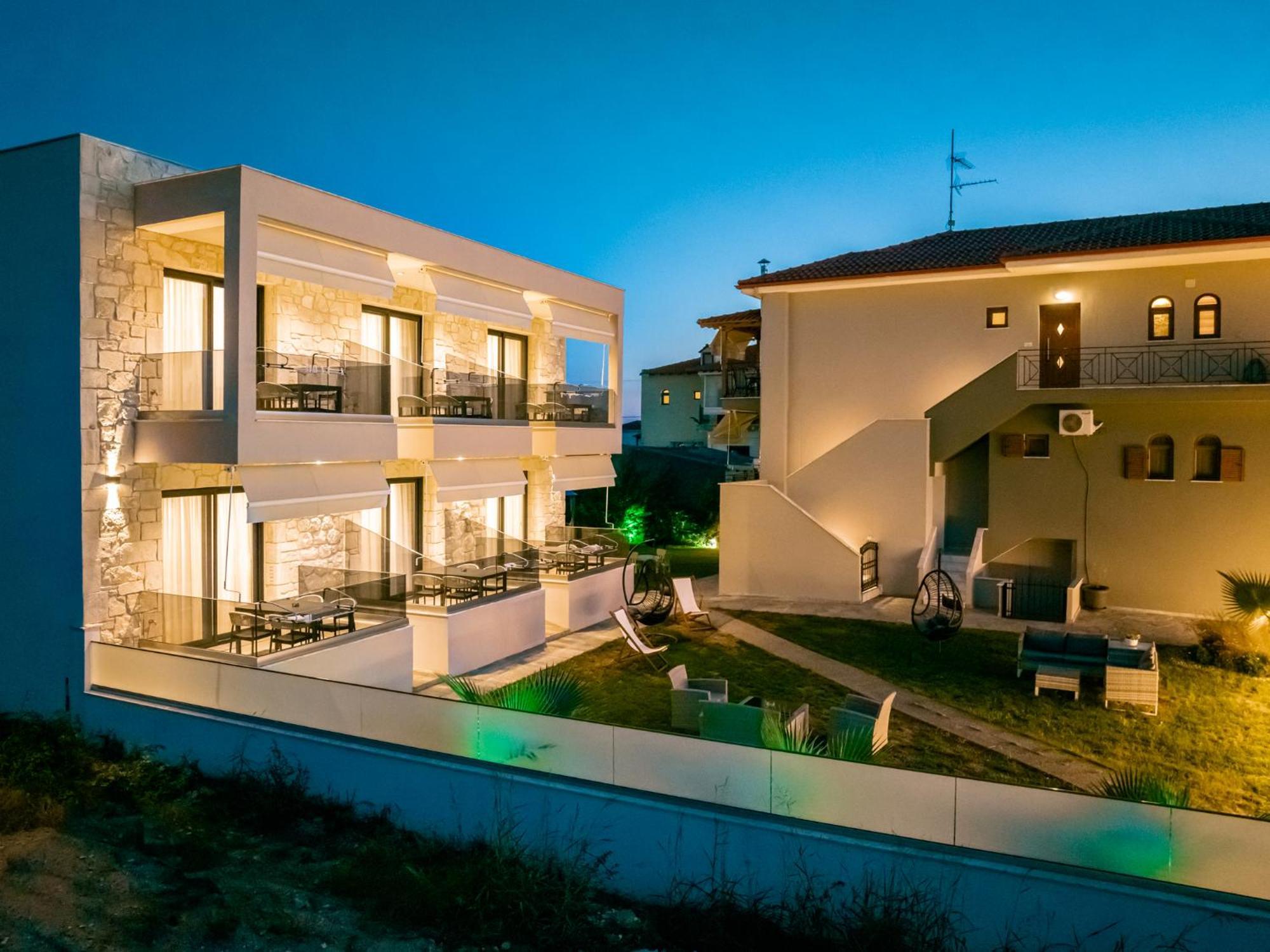 Antony'S Luxury Apartments Nikiti  Exterior foto