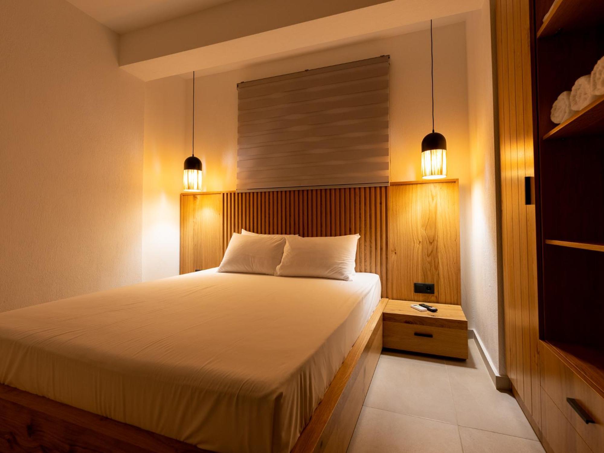 Antony'S Luxury Apartments Nikiti  Exterior foto